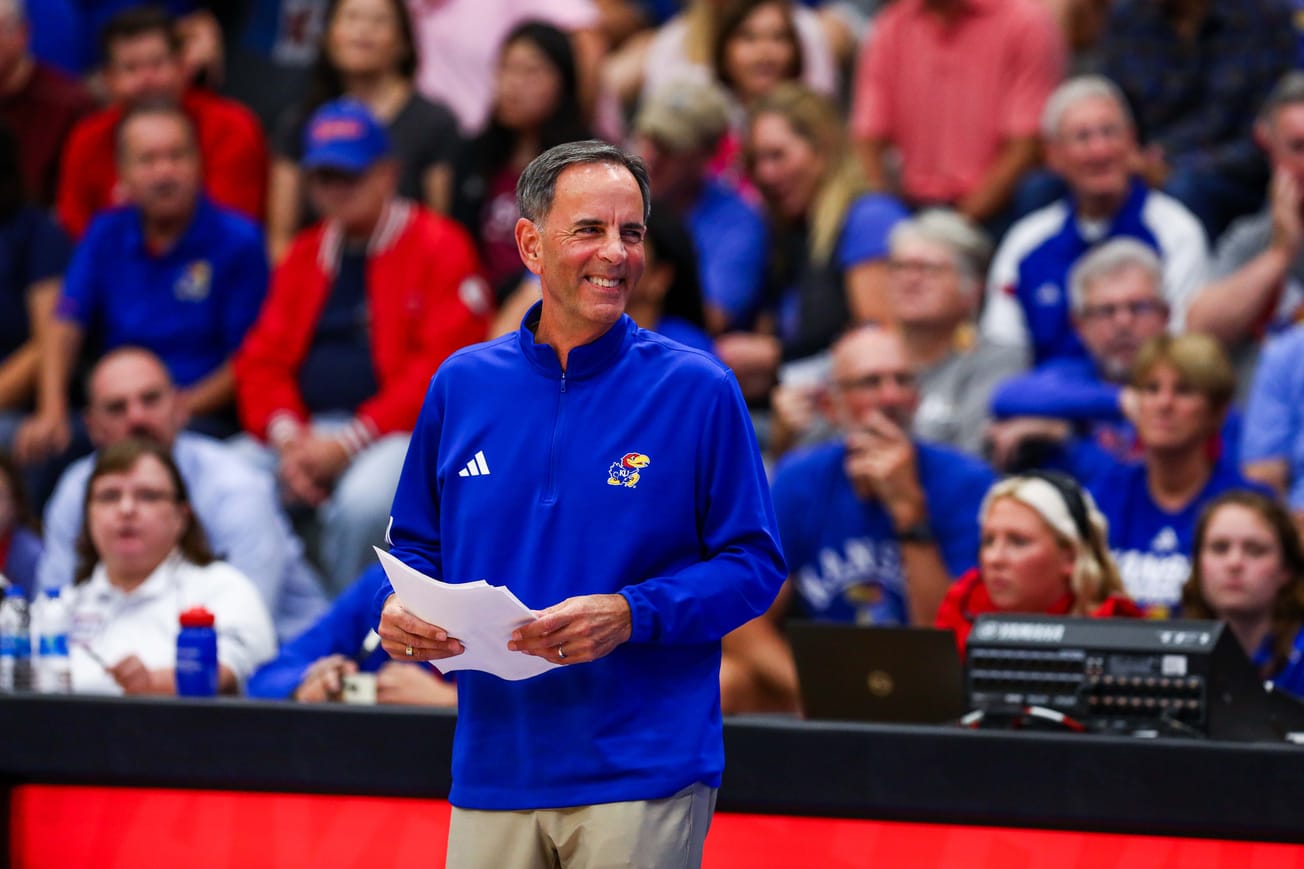 KU coaching legend says goodbye